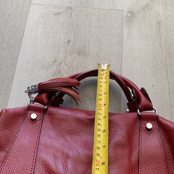 Heshe‎ red leather satchel bag - Picture 10 of 15